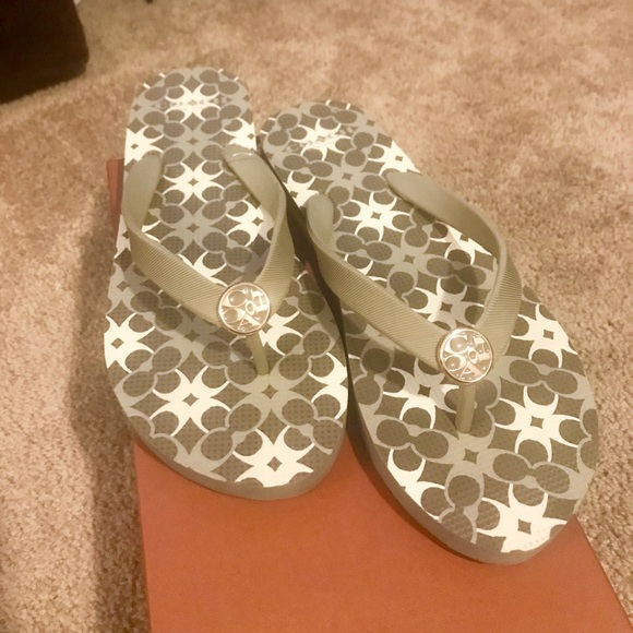 Coach Flip Flops - Picture 2 of 3